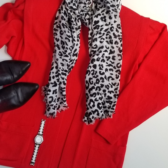 Vintage ST. JOHN by Marie Gray Knit Red Cardigan - Picture 3 of 9